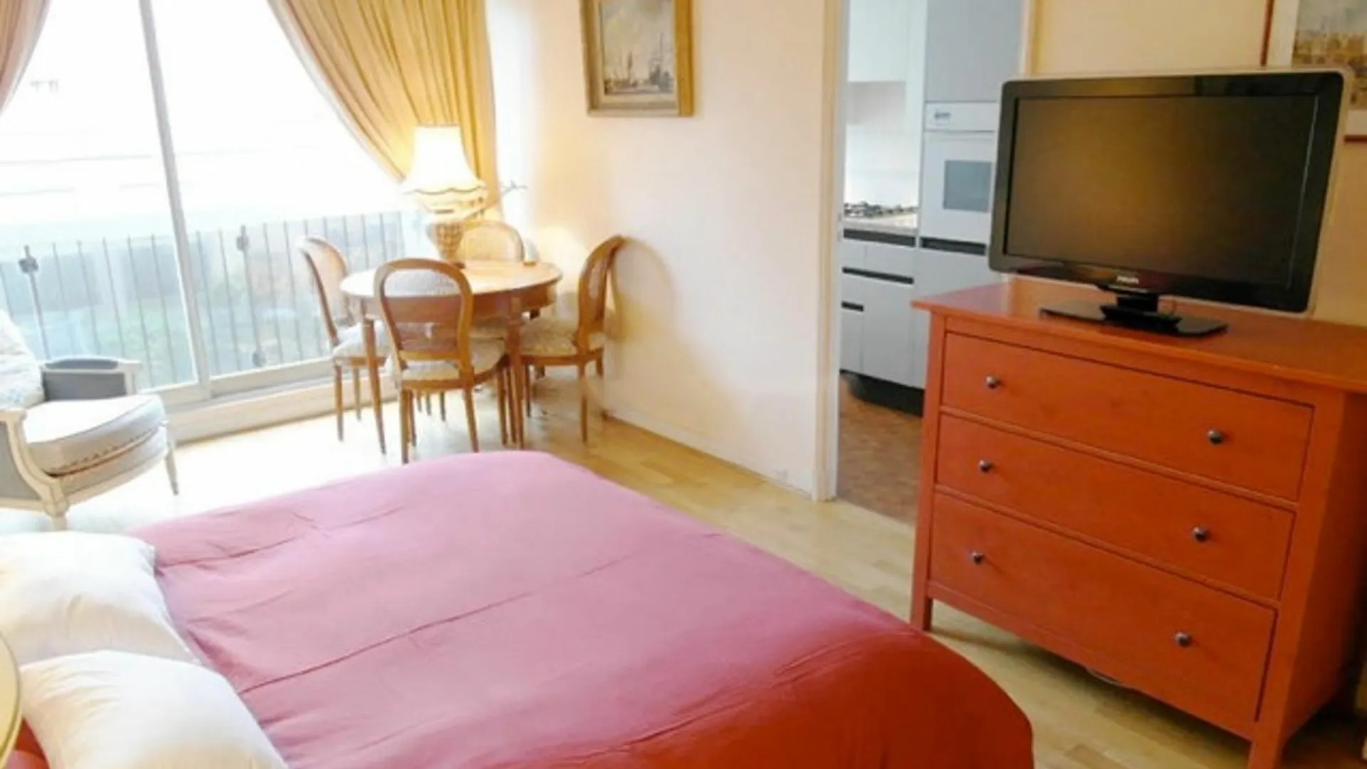 Apartment Chic In With Garden View - Near Eiffel Tower, M